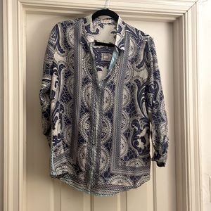Johnny Was silk Button Front Shirt Blouse . Blue and cream paisley print, size s